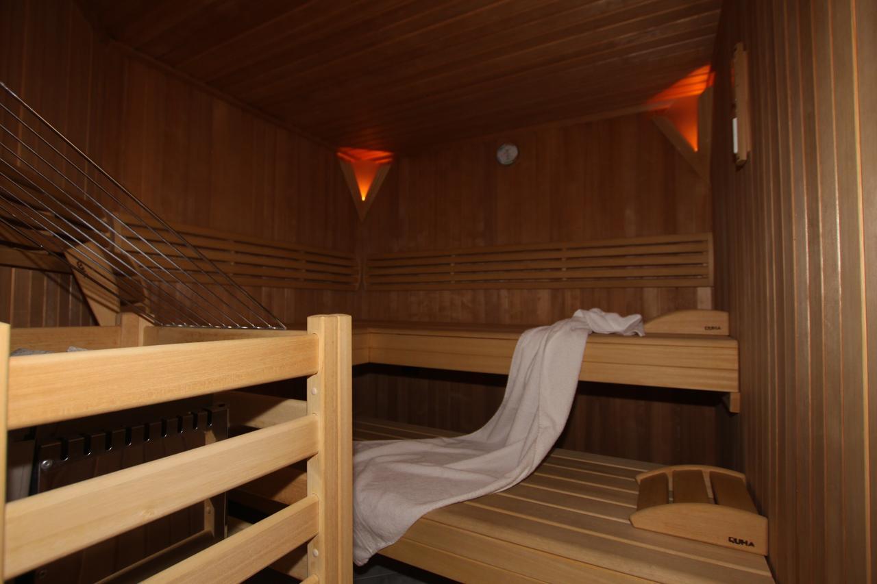 Gaestehaus Alpina Sankt Anton am Arlberg Esterno foto