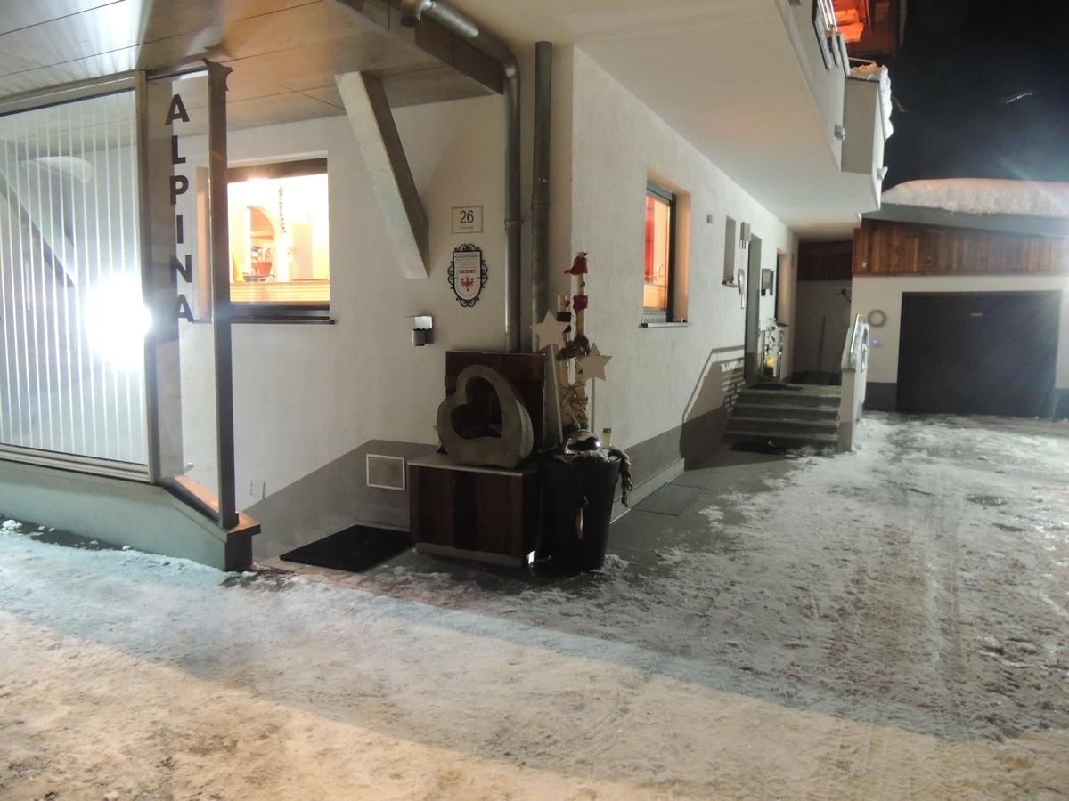 Gaestehaus Alpina Sankt Anton am Arlberg Esterno foto